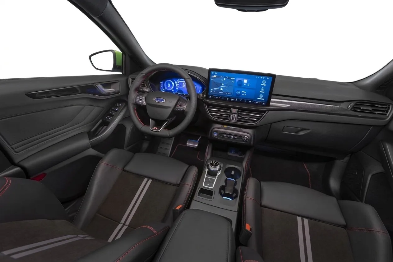 Car Inside - Ford Focus