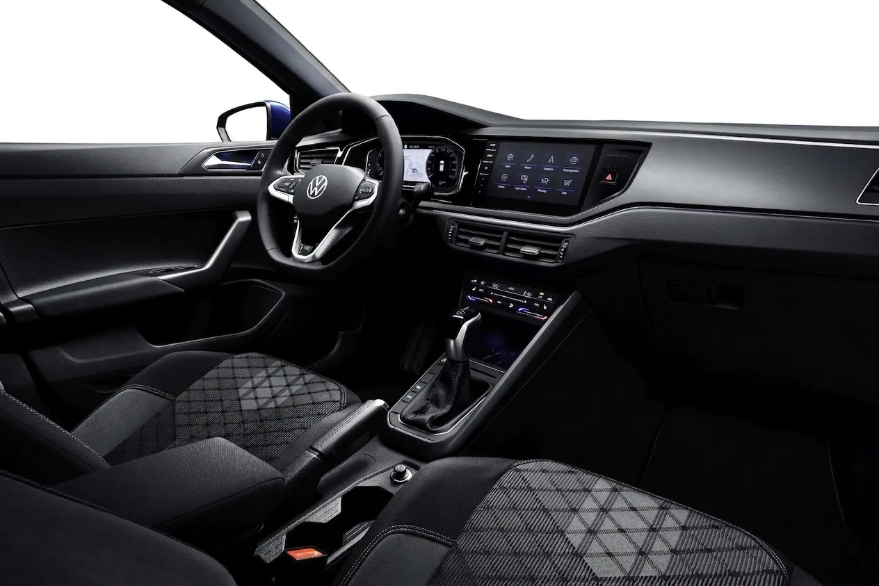Car Inside - Volkswagen Polo