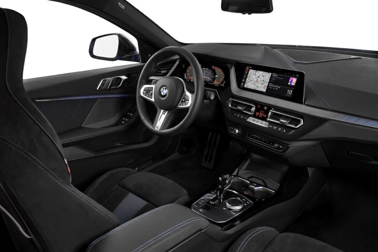Car Inside - Bmw 118