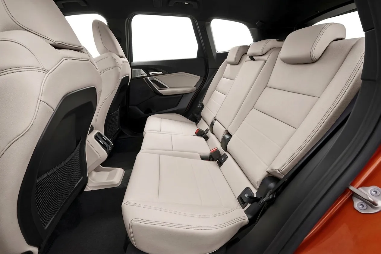 Car Inside - Bmw X1