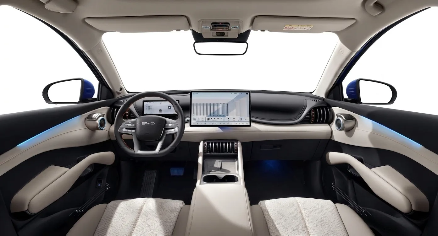 Car Inside - BYD Atto 3